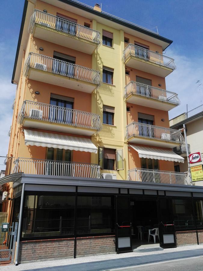 Hotel Bragozzo Соттомарина Экстерьер фото